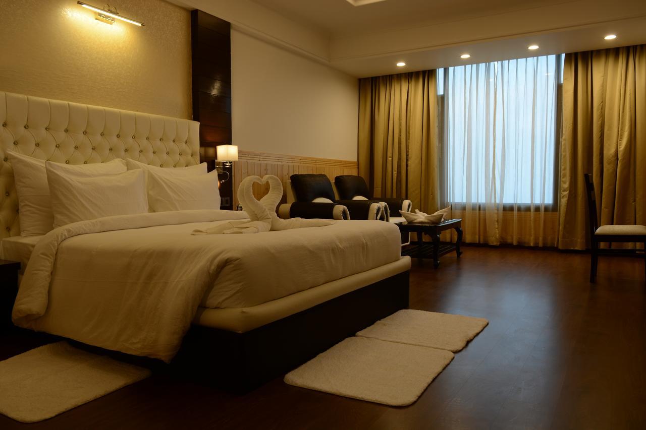 Hotel Dhroov By Mystical Views Shimla Exterior foto